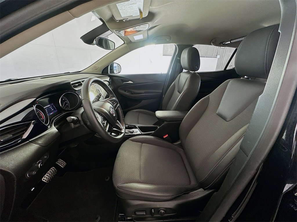 Used 2023 Buick Encore GX Select w/ Sport Touring Package image 20