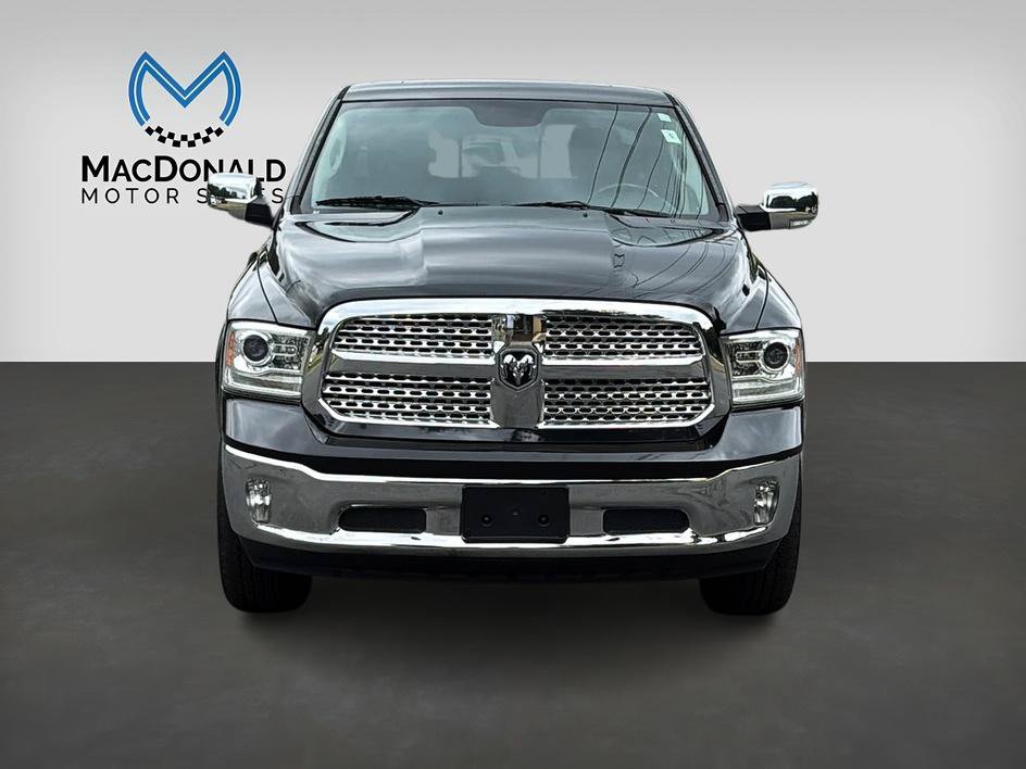 Used 2017 RAM 1500 Laramie w/ Convenience Group AWD/4WD image 3