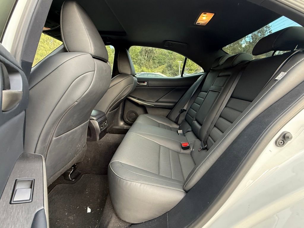Used 2020 Lexus IS 350 F Sport w/ F Sport Package RWD image 10