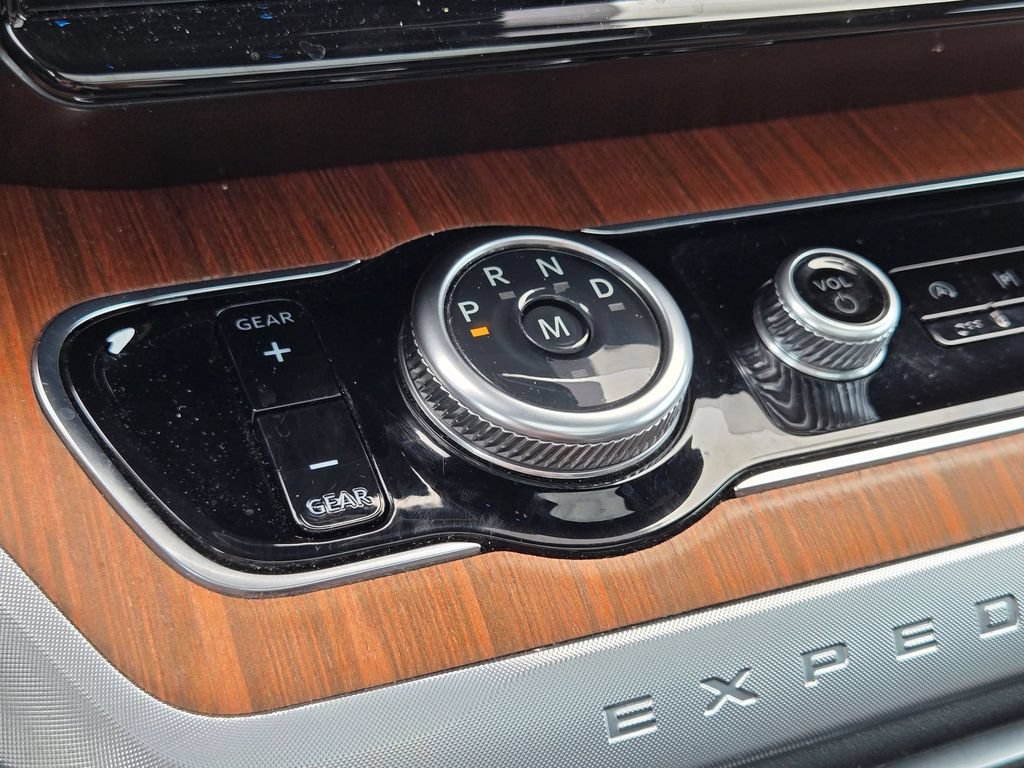 Used 2025 Ford Expedition Max King Ranch AWD/4WD image 25
