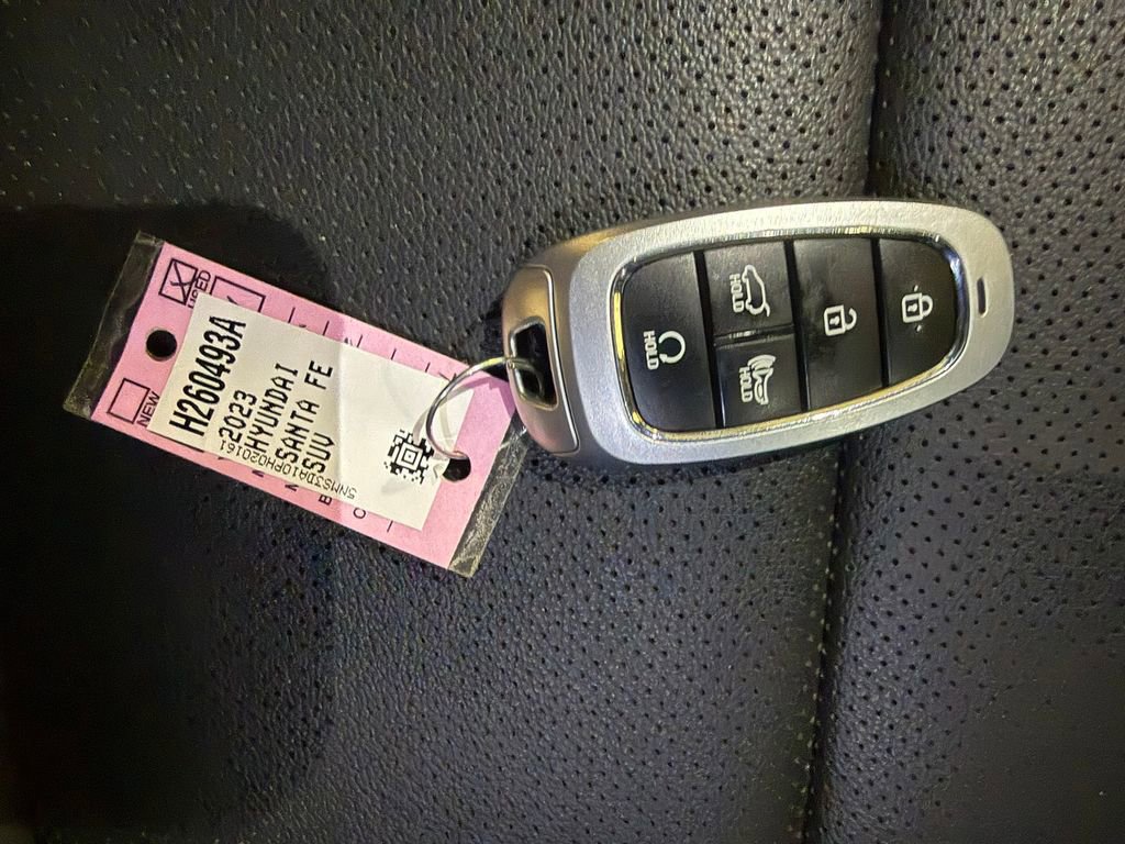 Certified 2023 Hyundai Santa Fe SEL Premium image 33