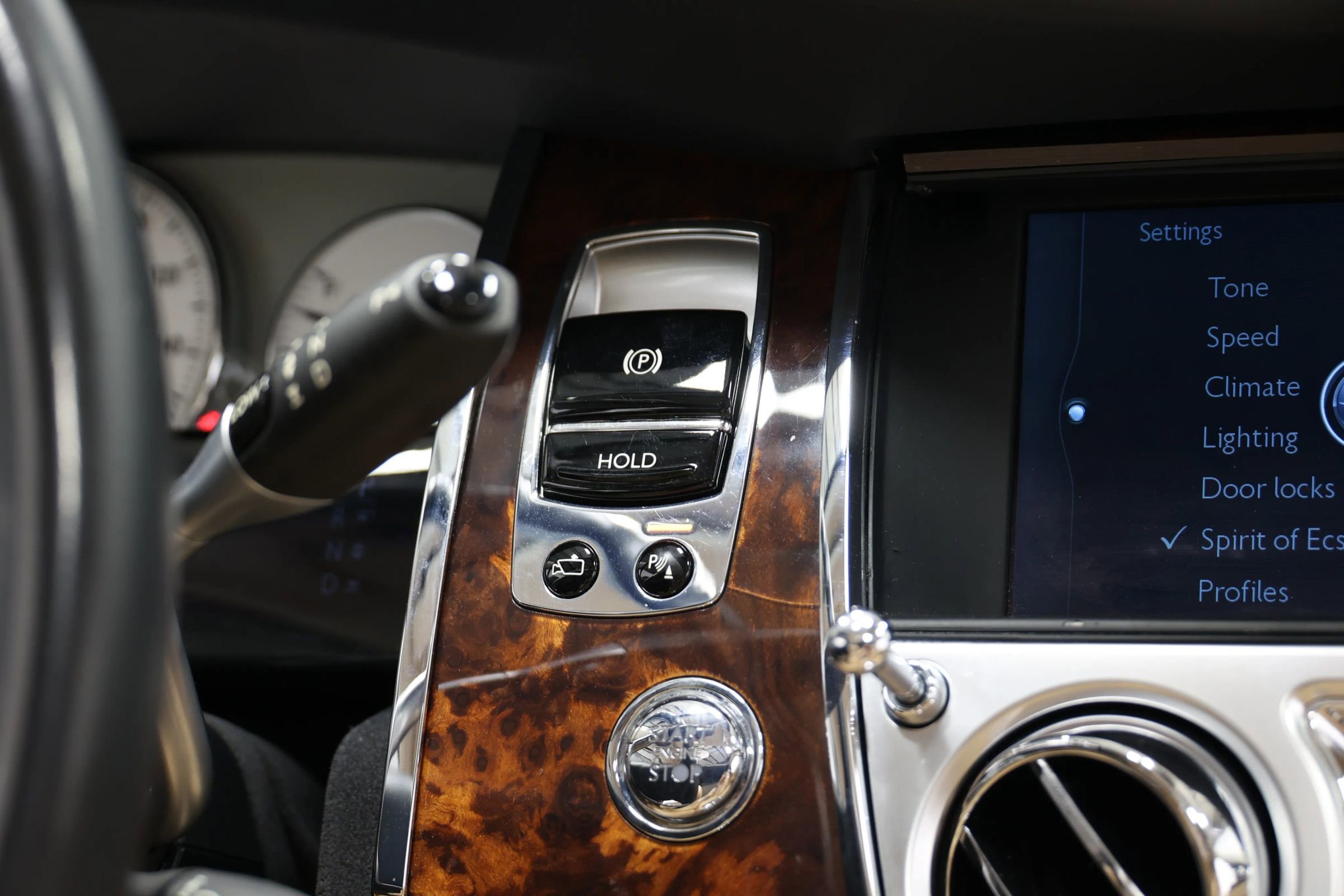 Used 2010 Rolls-Royce Ghost RWD image 30