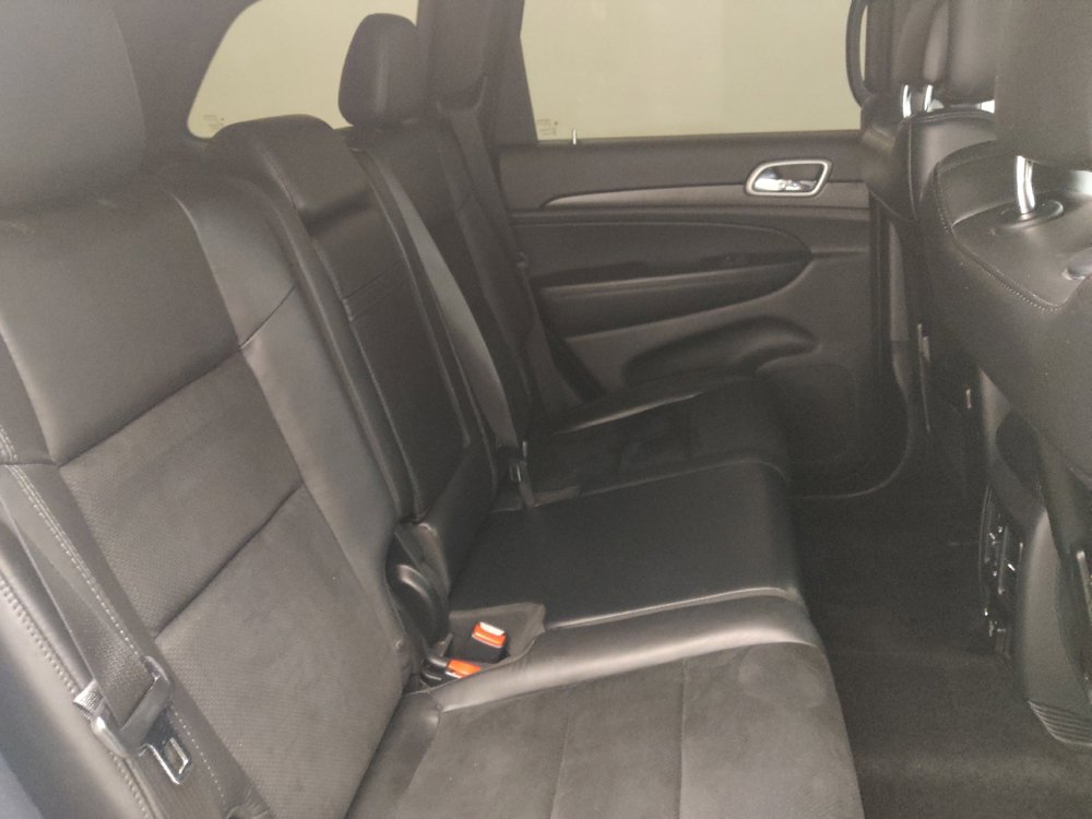 Used 2018 Jeep Grand Cherokee Altitude image 19