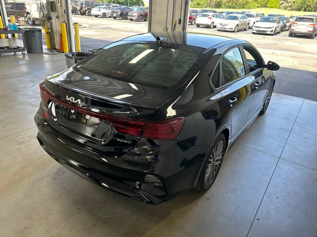 Used 2022 Kia Forte GT-Line FWD image 7