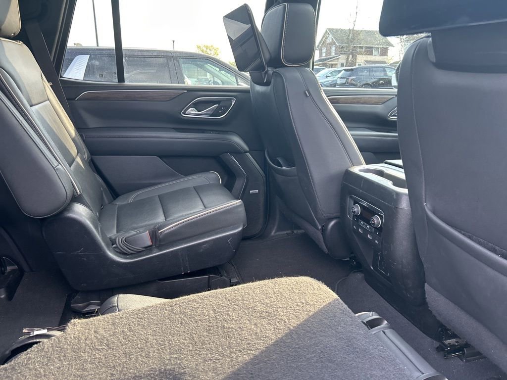 Used 2023 Chevrolet Tahoe Premier AWD/4WD image 10