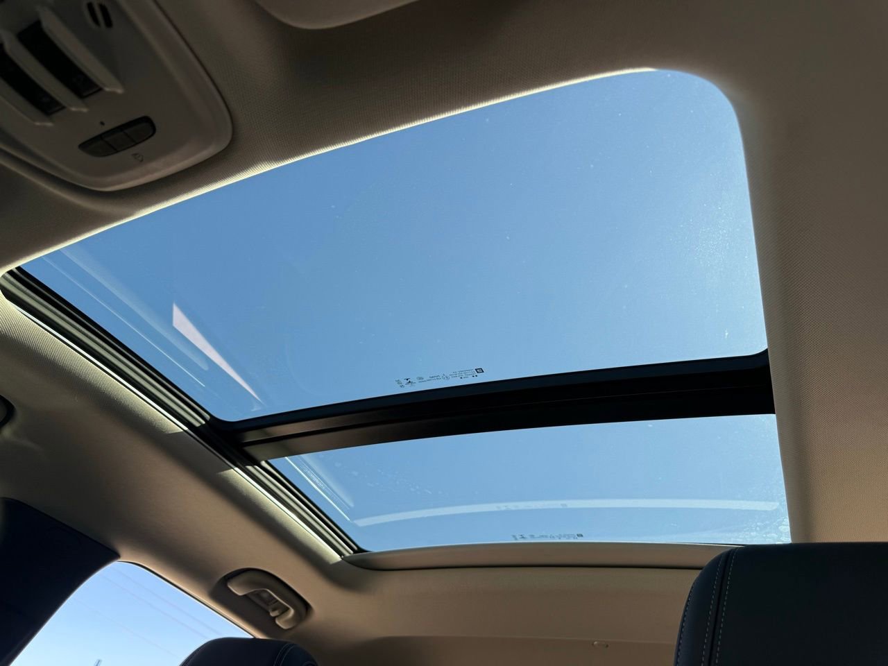 Used 2023 Buick Encore GX Essence w/ Experience Buick Package image 19