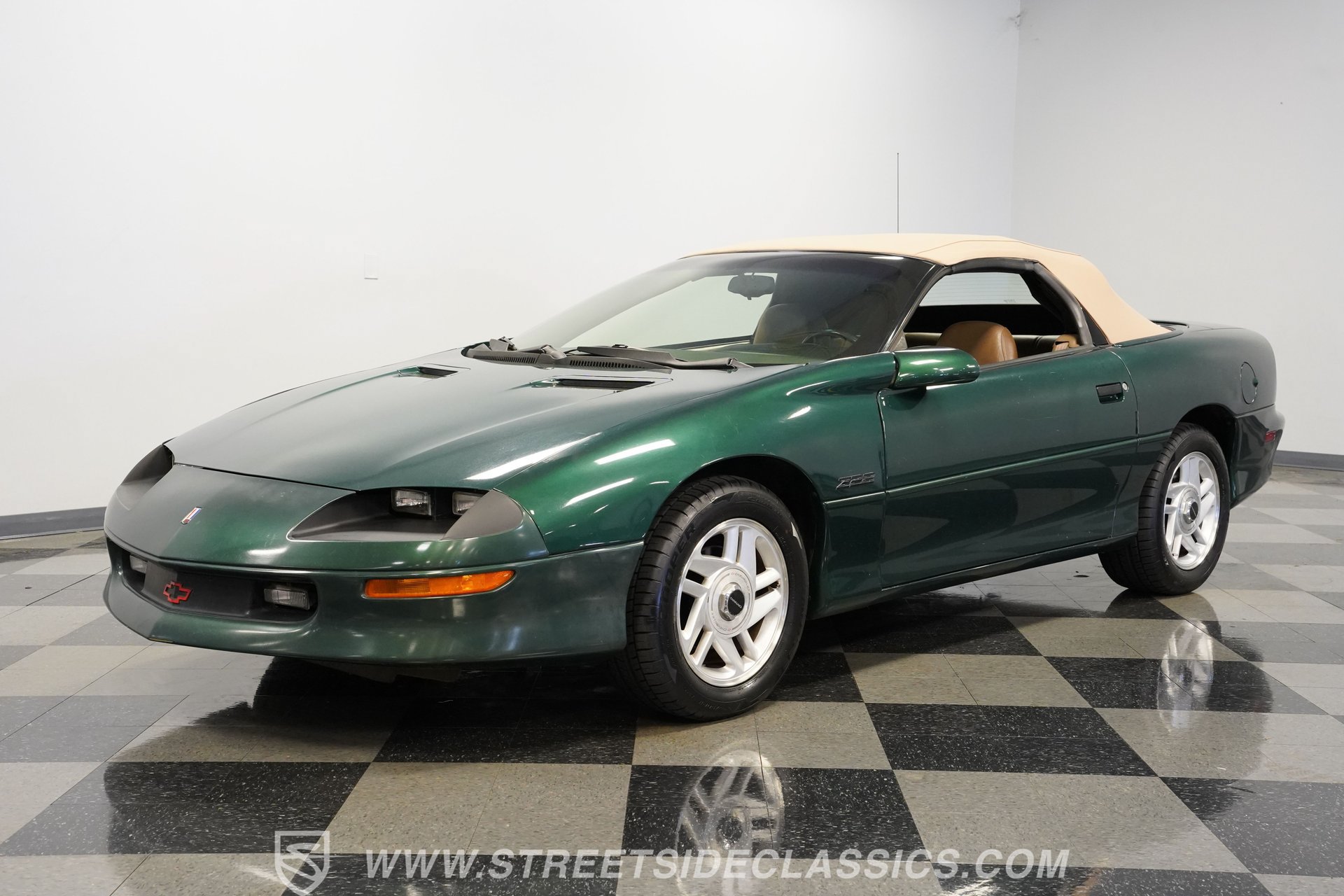 Used 1995 Chevrolet Camaro Z28 RWD image 6