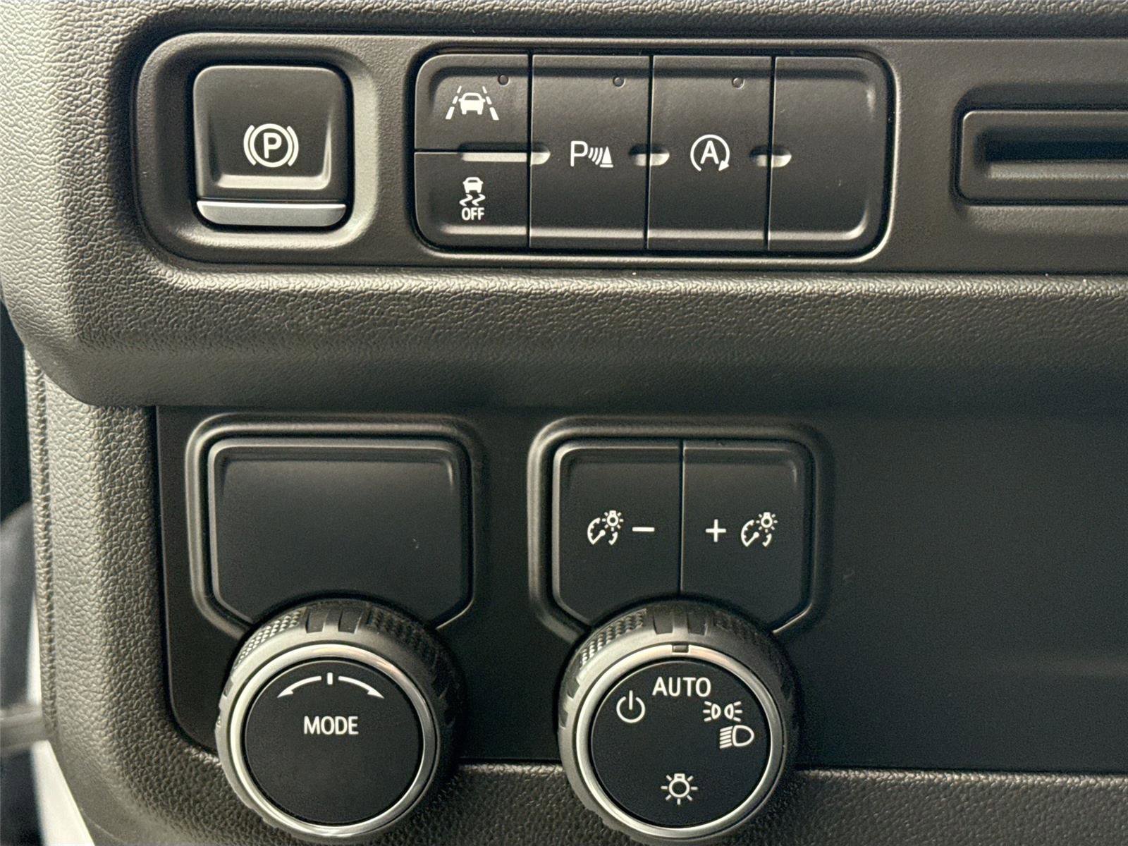 Used 2024 Chevrolet Tahoe LT image 15