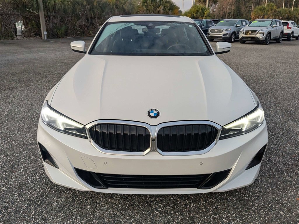 Used 2025 BMW 330i Sedan image 9