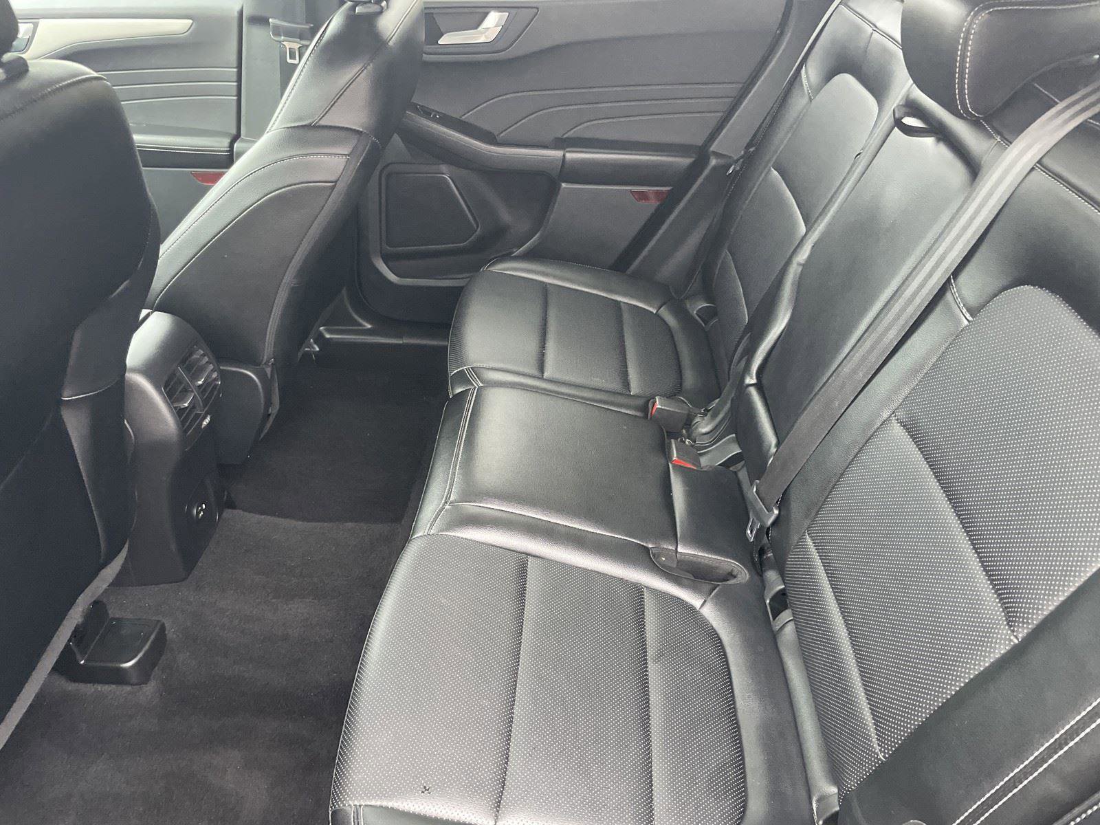 Used 2022 Ford Escape SEL image 24