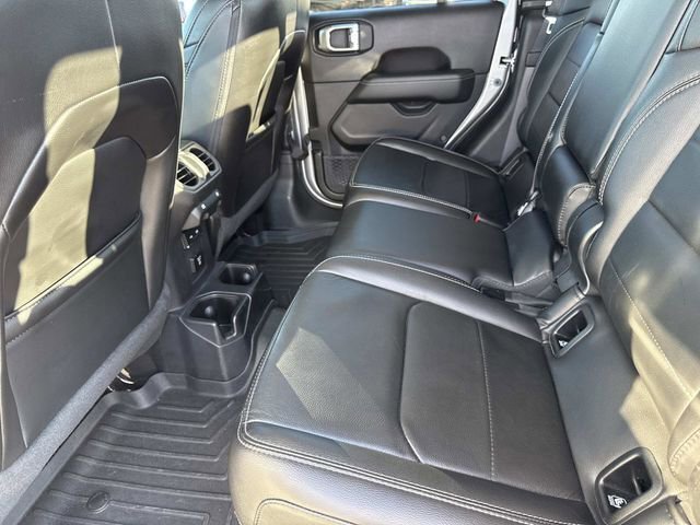 Used 2020 Jeep Gladiator Overland w/ Safety Group image 11
