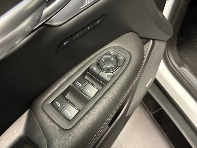 Certified 2024 Cadillac XT5 Premium Luxury FWD image 11