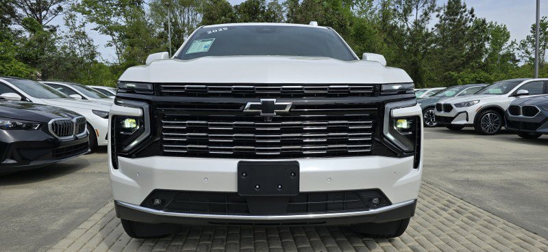 Used 2025 Chevrolet Tahoe High Country RWD image 10