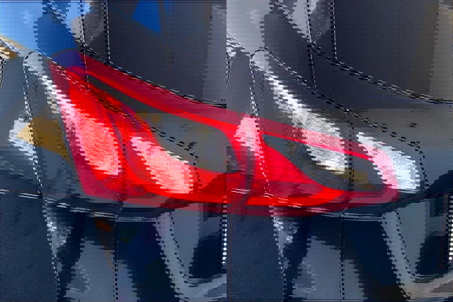 Used 2018 Chevrolet Equinox LT image 28