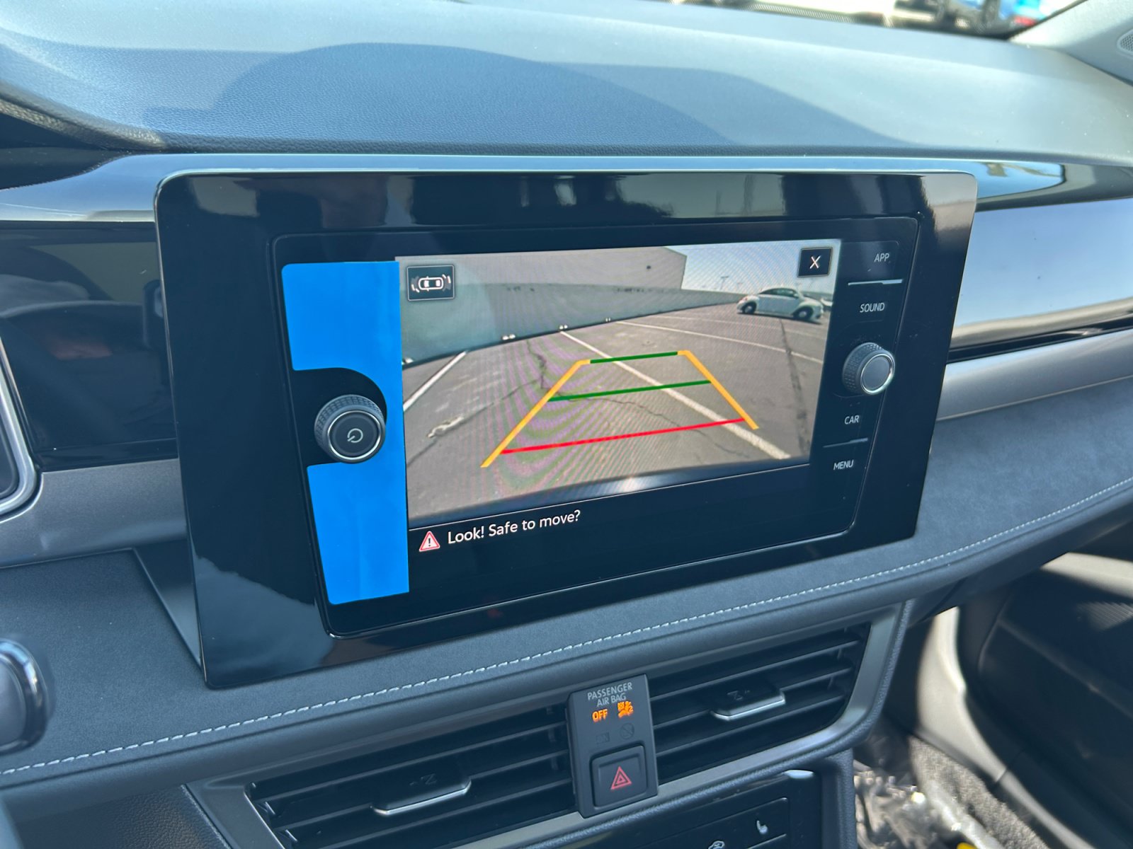 New 2026 Volkswagen Taos SE FWD image 27