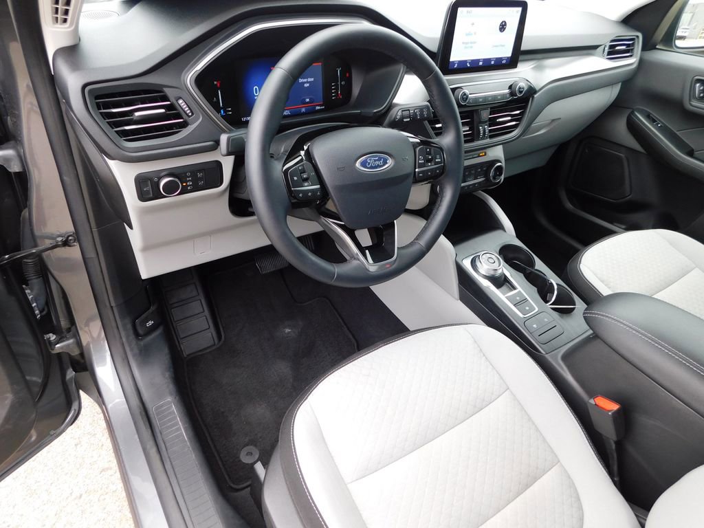 Used 2023 Ford Escape Active image 14