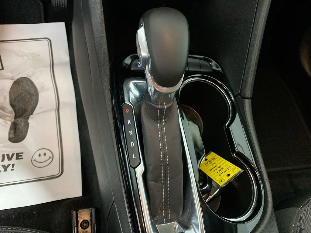 Certified 2024 Buick Encore GX Preferred w/ Comfort Package AWD/4WD image 19