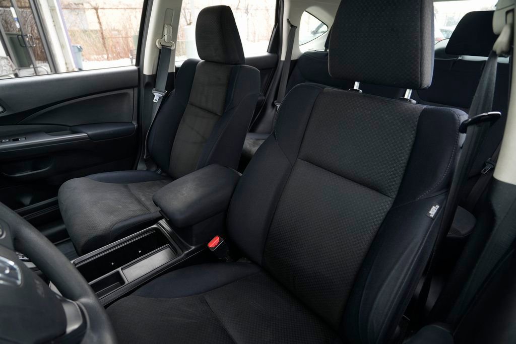 Used 2015 Honda CR-V LX image 17