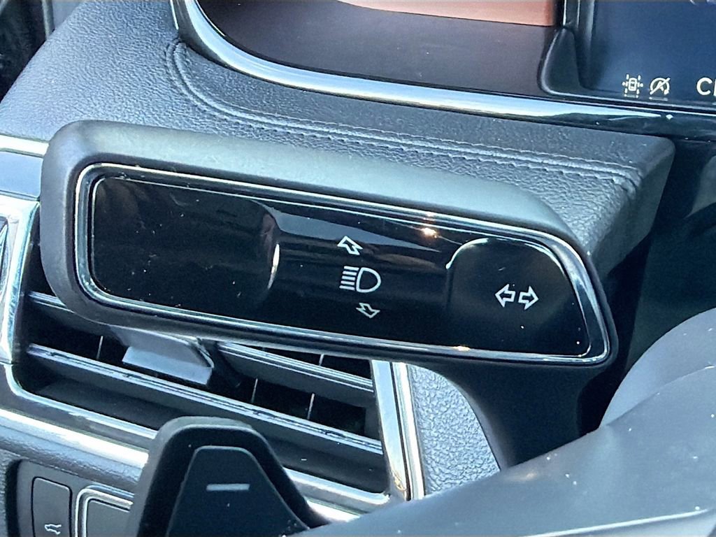 Used 2023 Lincoln Navigator Reserve image 41