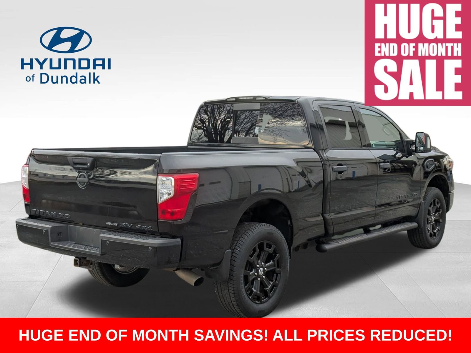 Used 2018 Nissan Titan SV w/ SV Convenience Package image 8