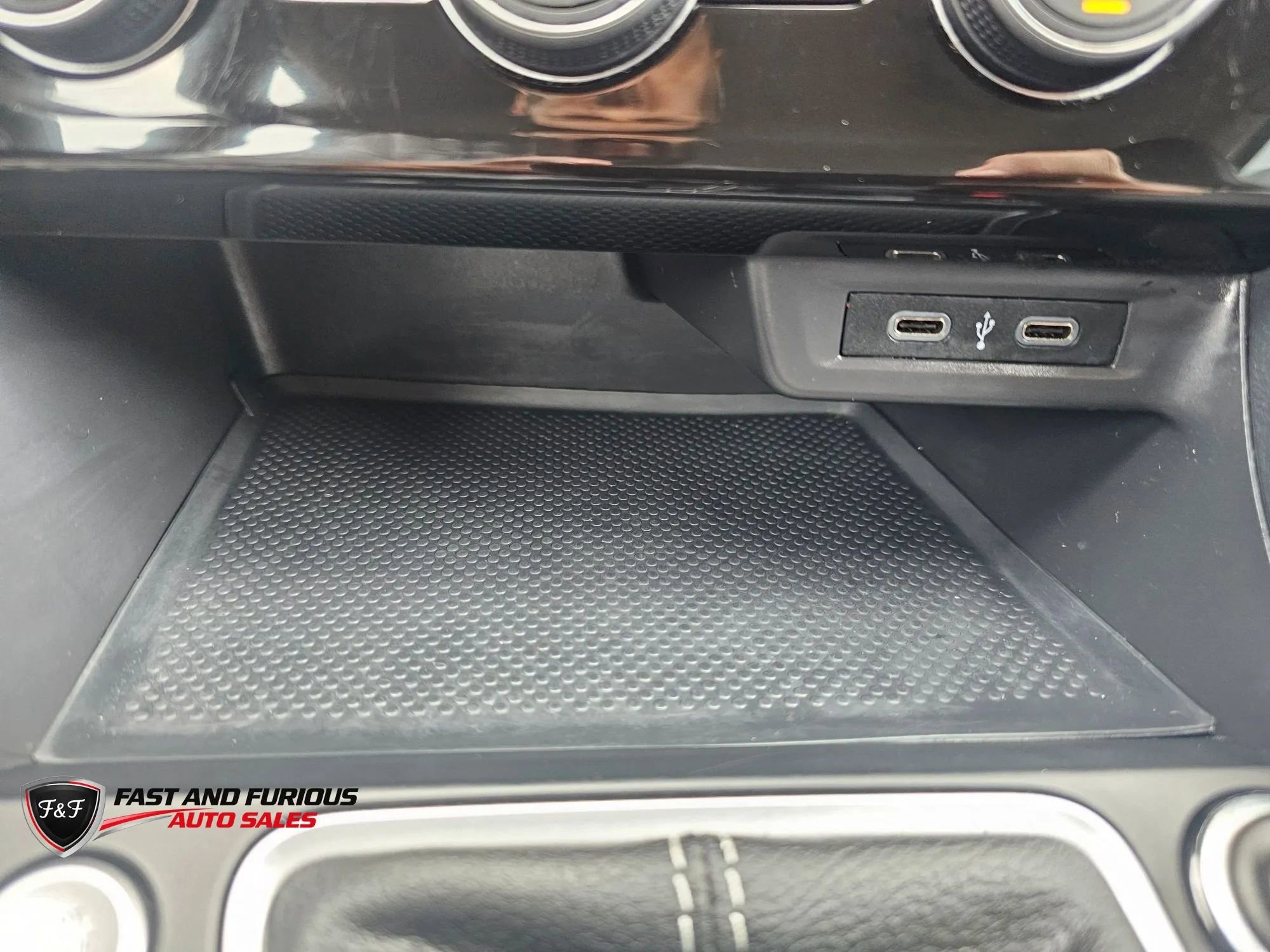 Used 2023 Volkswagen Jetta SE FWD image 22