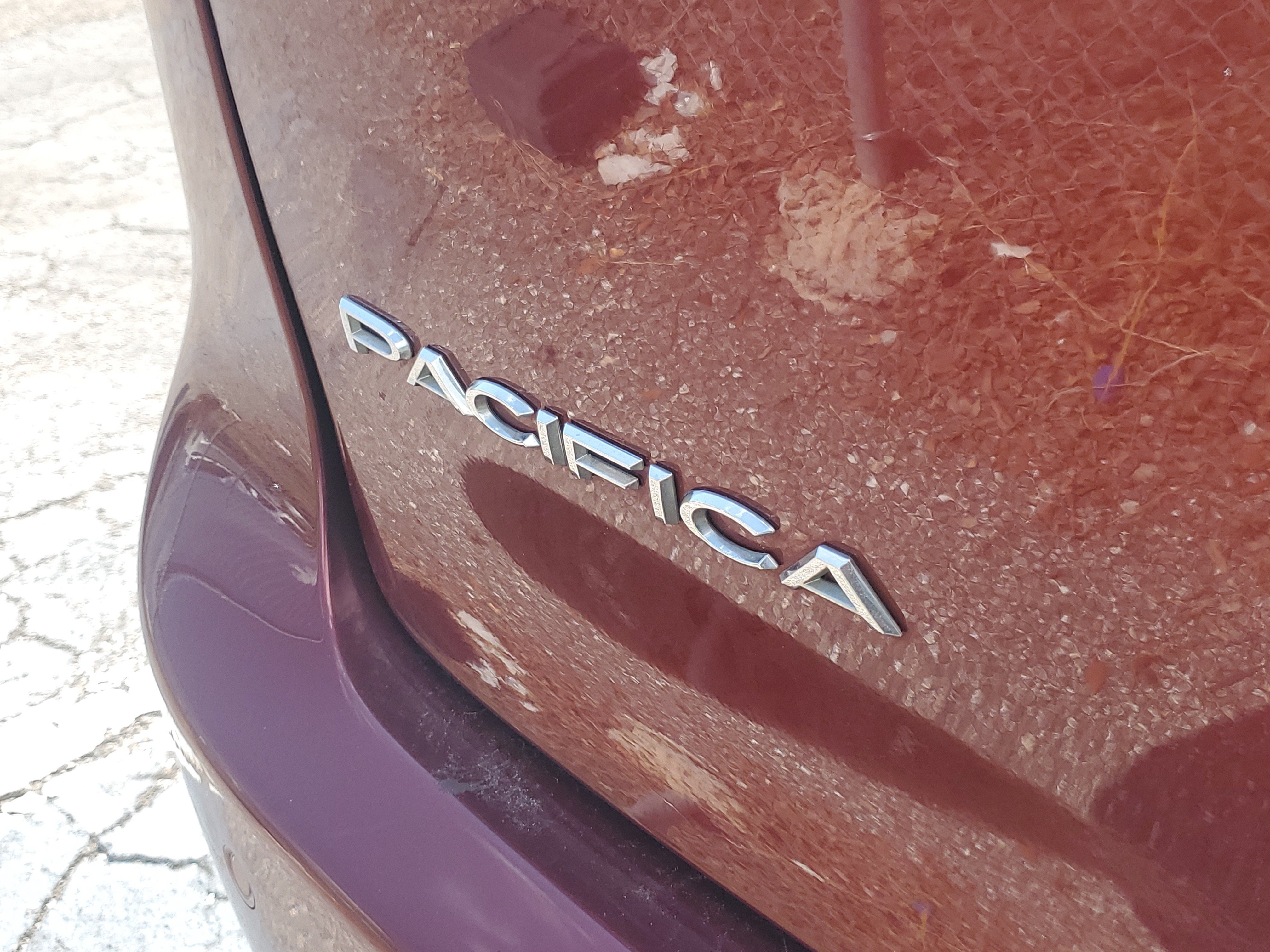 Used 2021 Chrysler Pacifica Limited w/ Premium & Safety Sphere Group AWD/4WD image 7