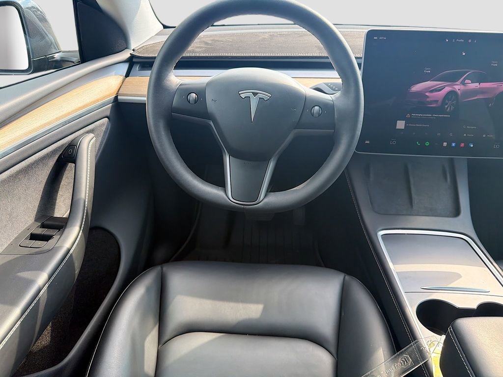 Used 2023 Tesla Model Y Long Range image 17
