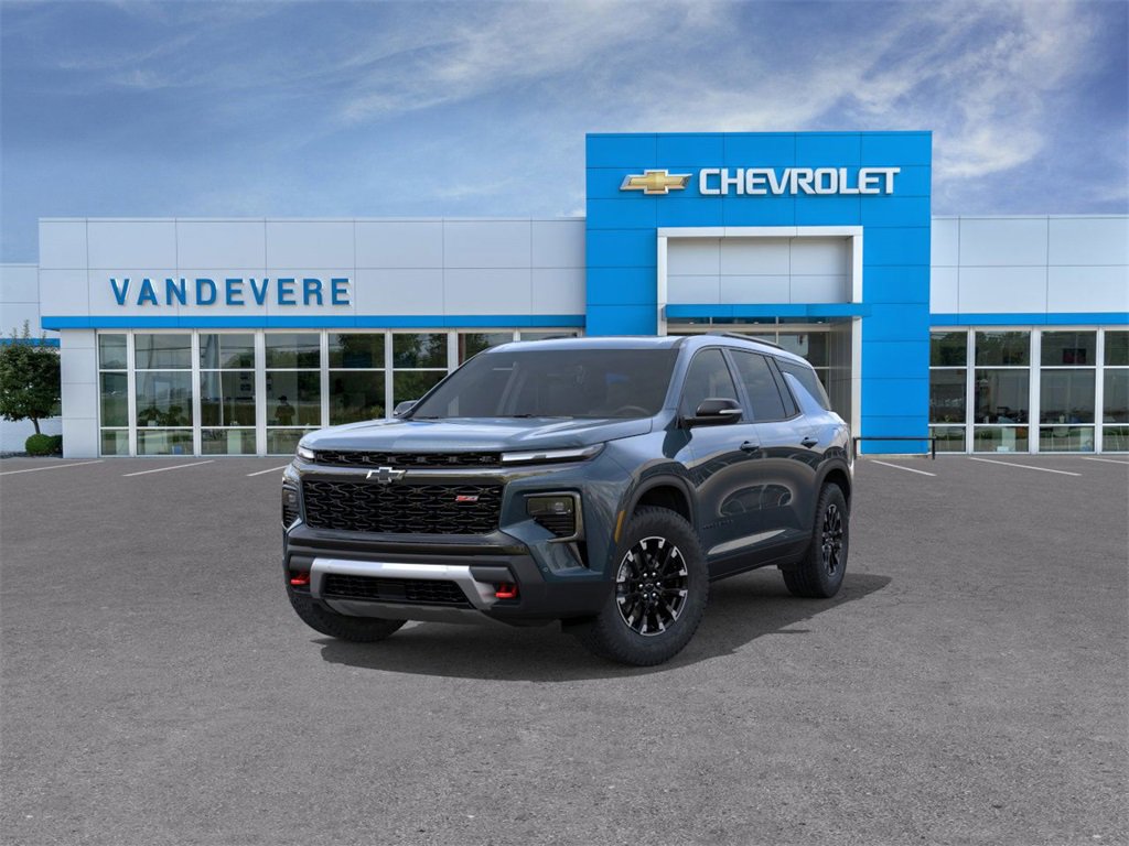 New 2026 Chevrolet Traverse Z71 w/ Enhanced Driving Package image 8