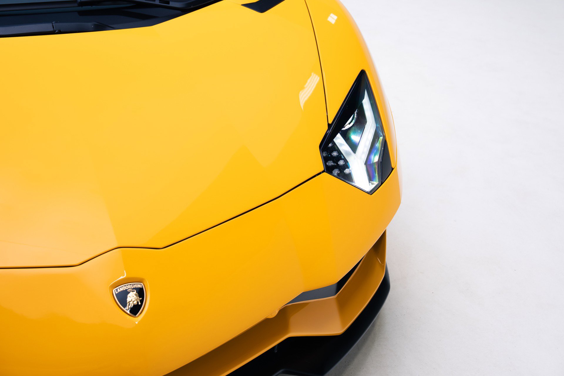 Used 2018 Lamborghini Aventador S image 15
