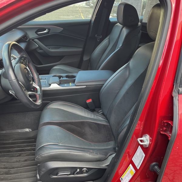 Used 2022 Acura TLX Type S image 3