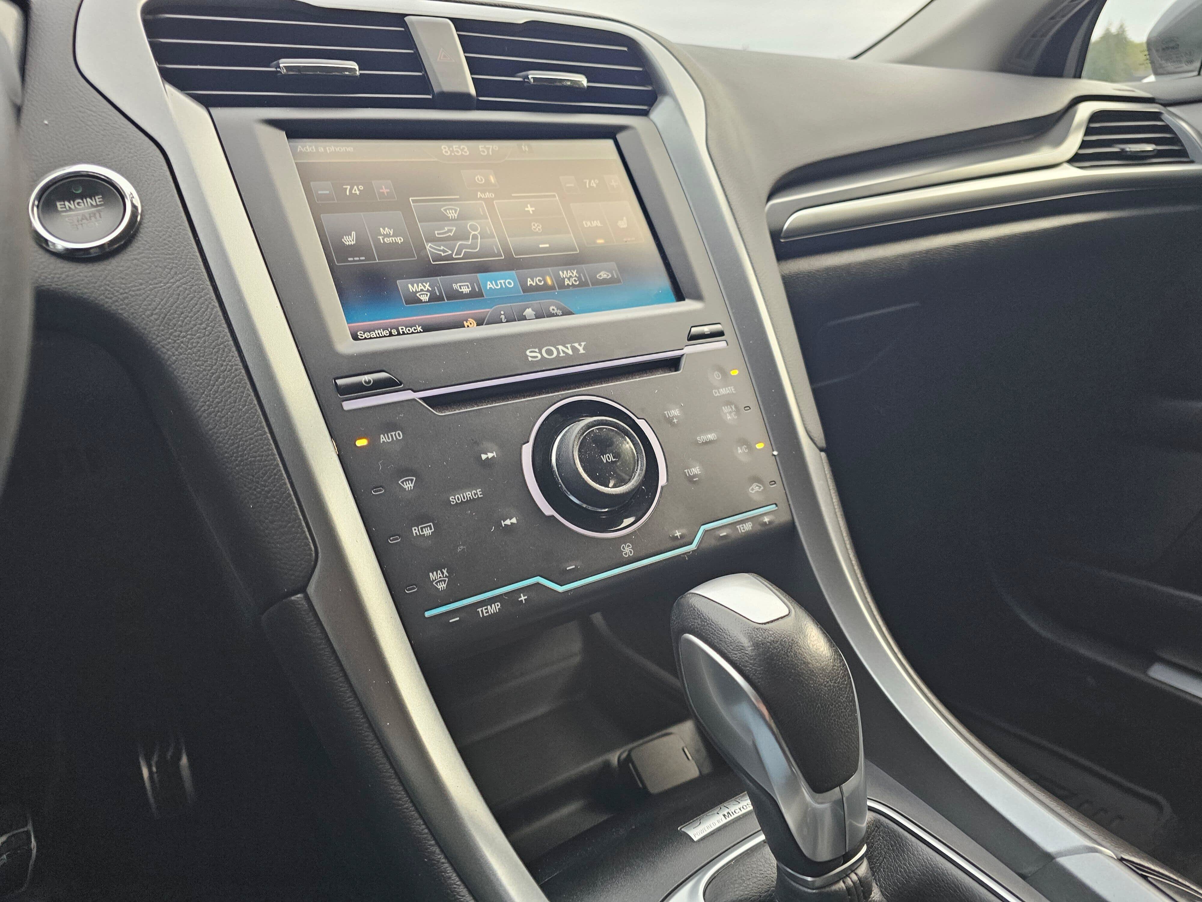 Used 2014 Ford Fusion Titanium FWD image 29