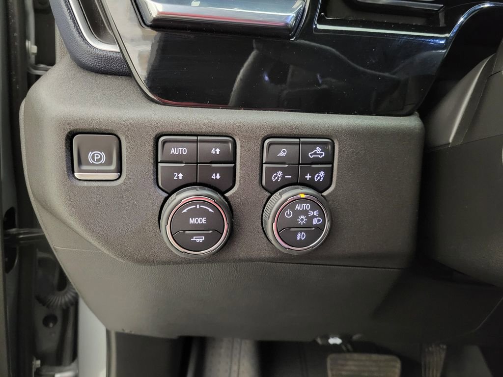 Certified 2024 Chevrolet Silverado 1500 High Country w/ High Country Premium Package image 37