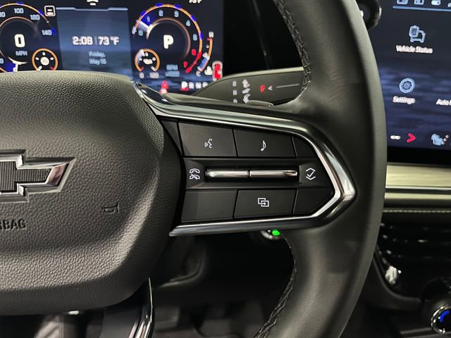 Used 2025 Chevrolet Suburban Z71 AWD/4WD image 19