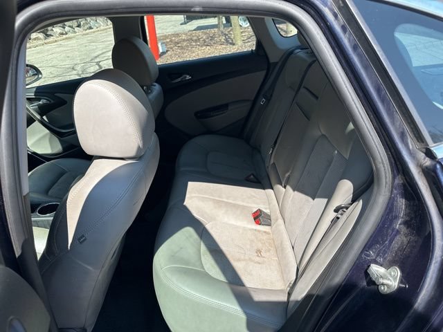 Used 2015 Buick Verano FWD image 21