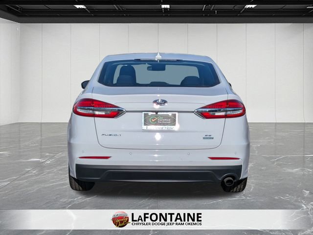 Used 2020 Ford Fusion SE image 4