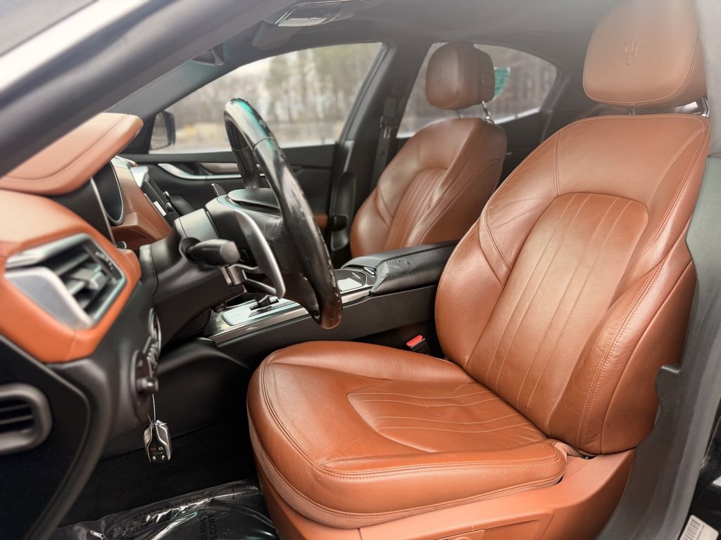 Used 2016 Maserati Ghibli image 14
