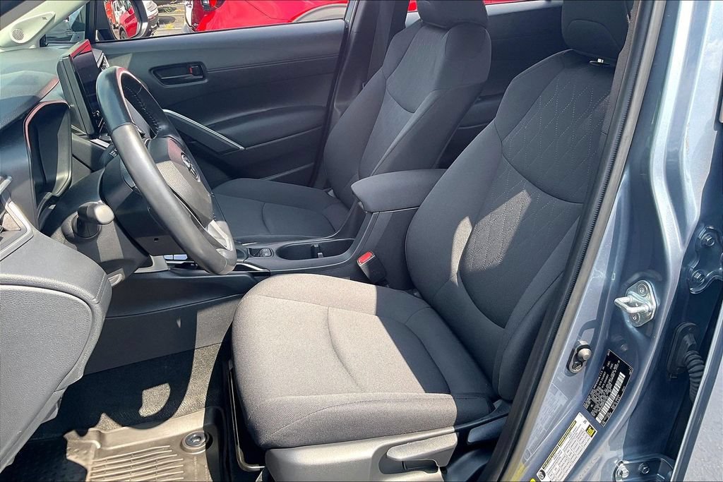 Used 2023 Toyota Corolla Cross LE w/ Moonroof Package AWD/4WD image 24