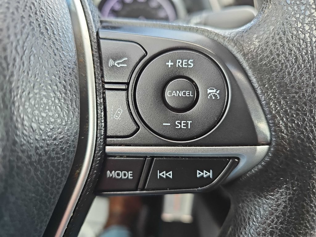 Used 2021 Toyota Camry LE FWD image 35