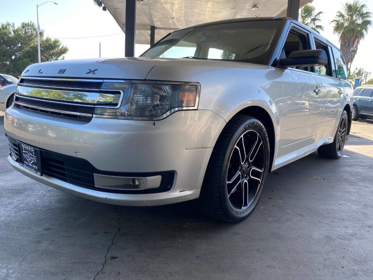 Used 2015 Ford Flex SEL w/ Equipment Group 202A FWD image 2