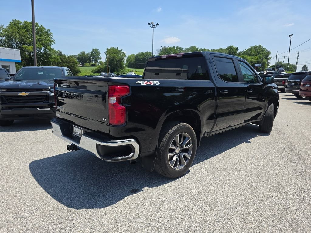 Used 2022 Chevrolet Silverado 1500 LT AWD/4WD image 11