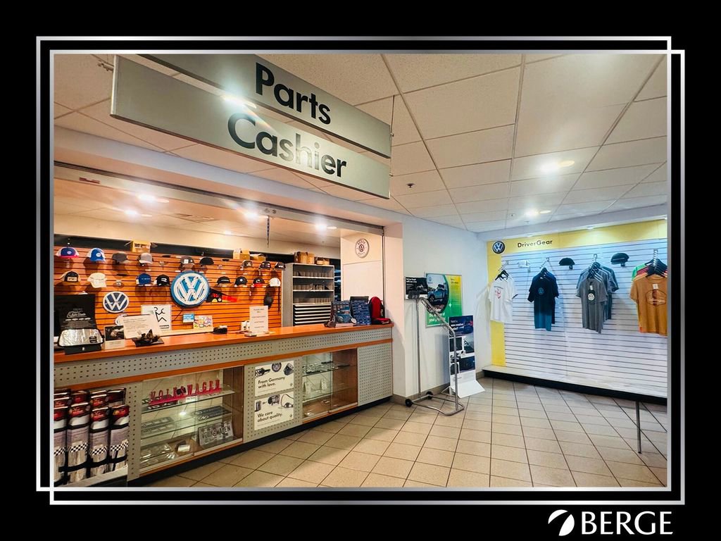 New 2026 Volkswagen Tiguan SE R-Line image 32