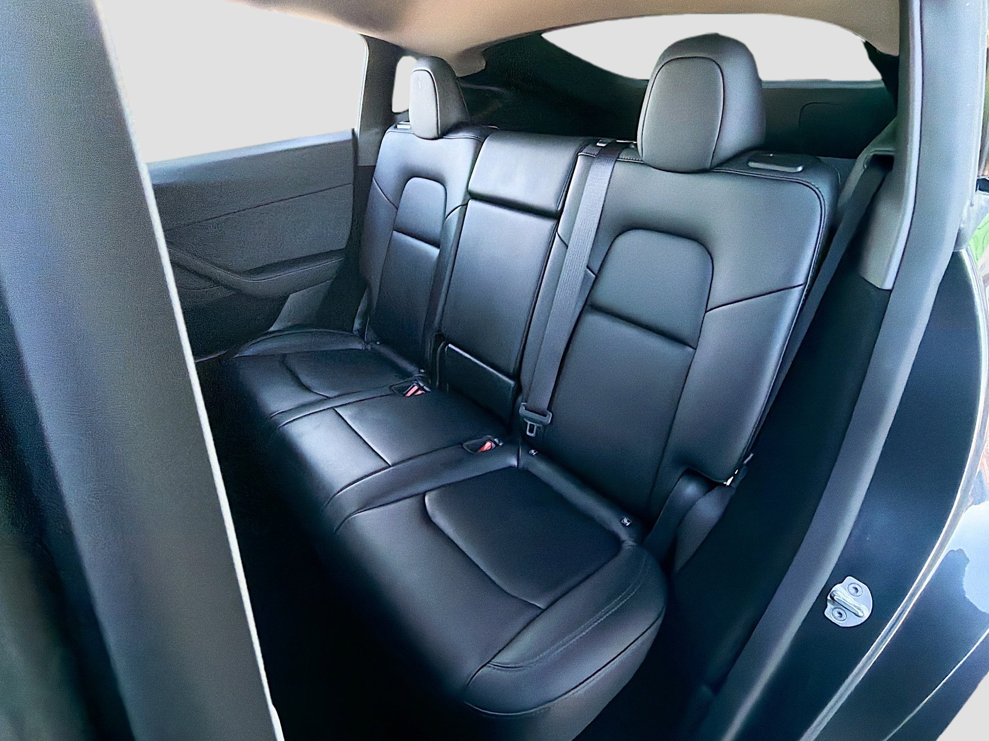 Used 2024 Tesla Model Y Long Range image 27