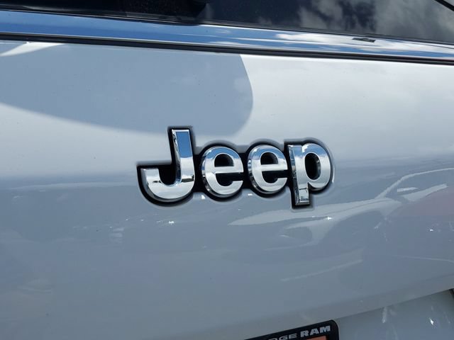 Certified 2022 Jeep Grand Cherokee L Limited RWD image 14