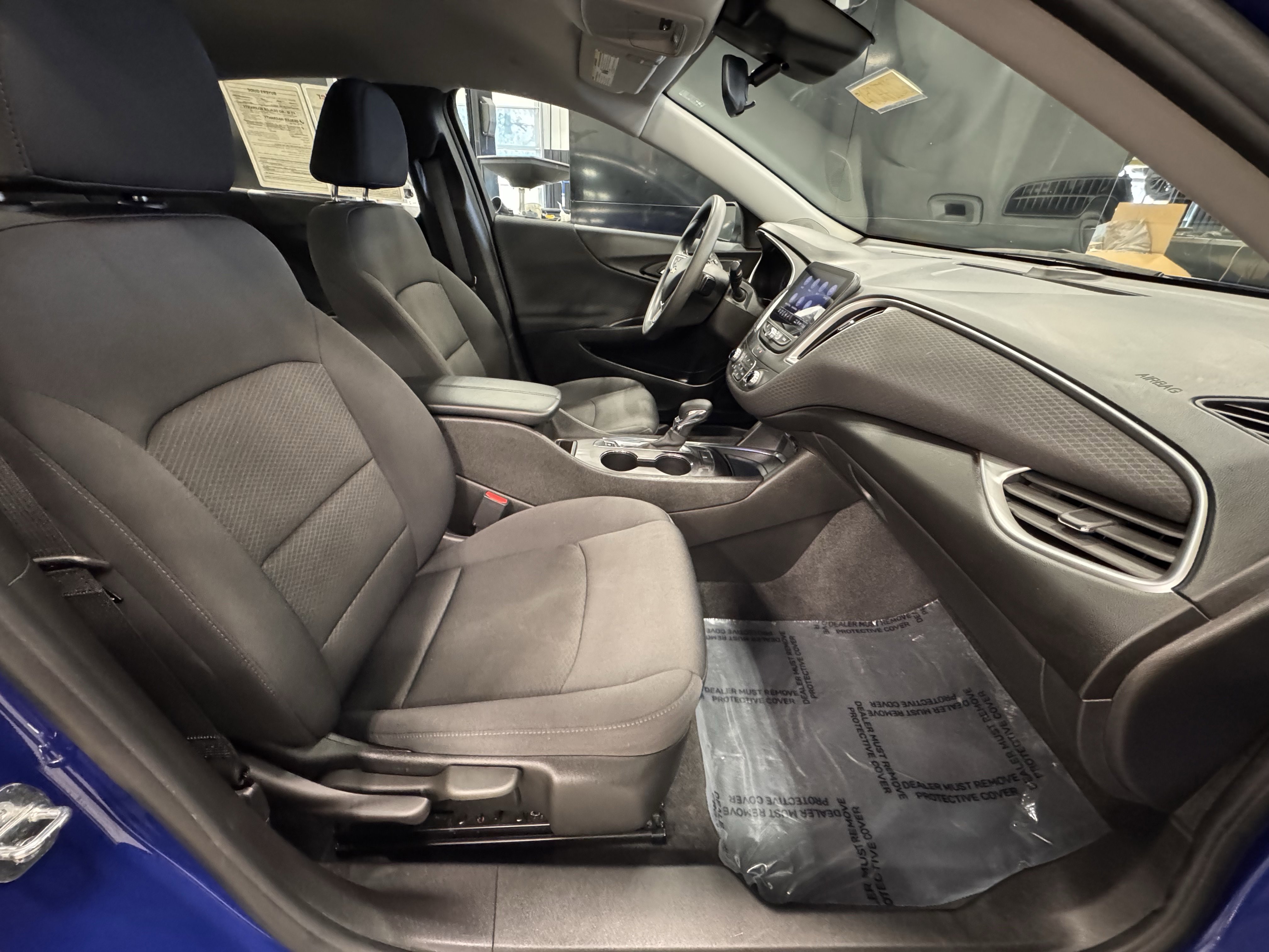 Used 2023 Chevrolet Malibu LT image 24