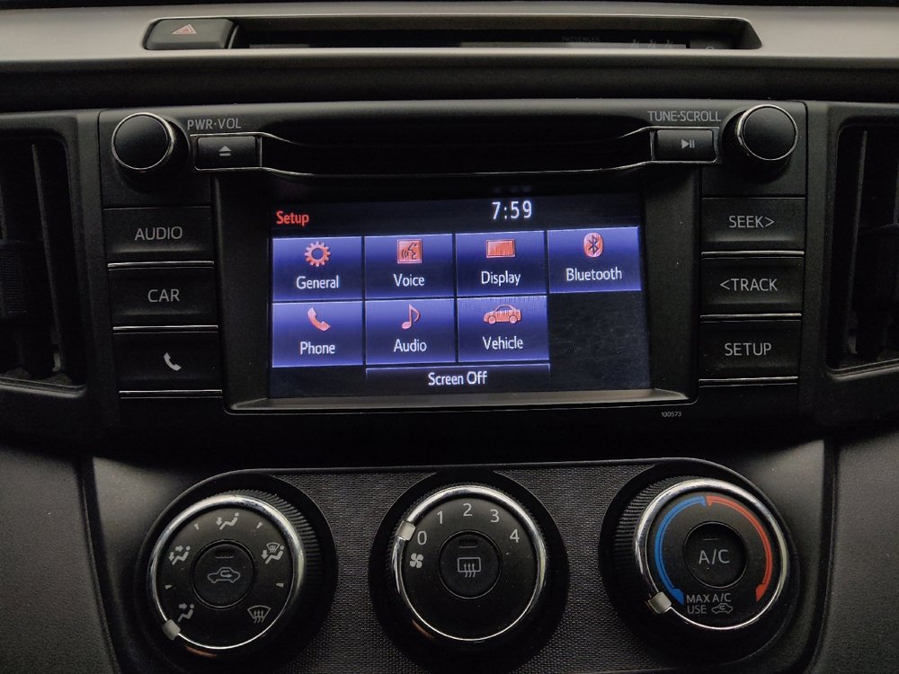 Used 2018 Toyota RAV4 LE FWD image 25