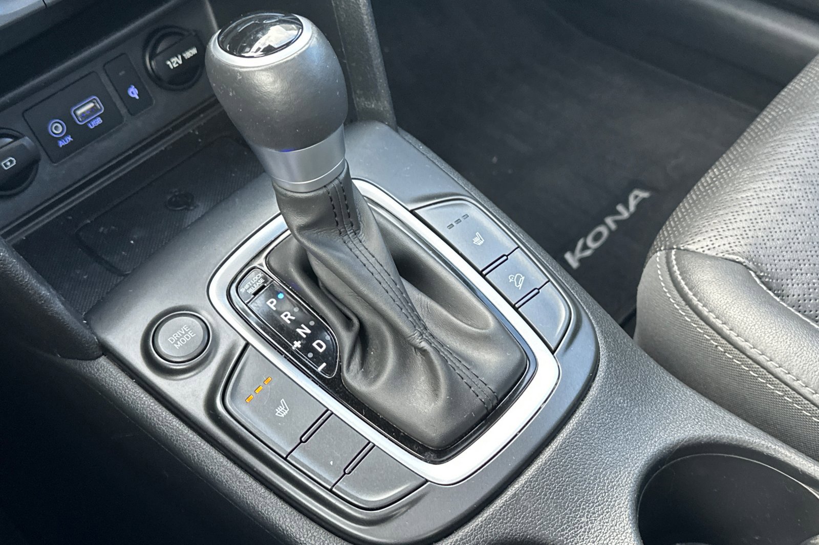 Used 2021 Hyundai Kona Limited w/ Cargo Package image 21