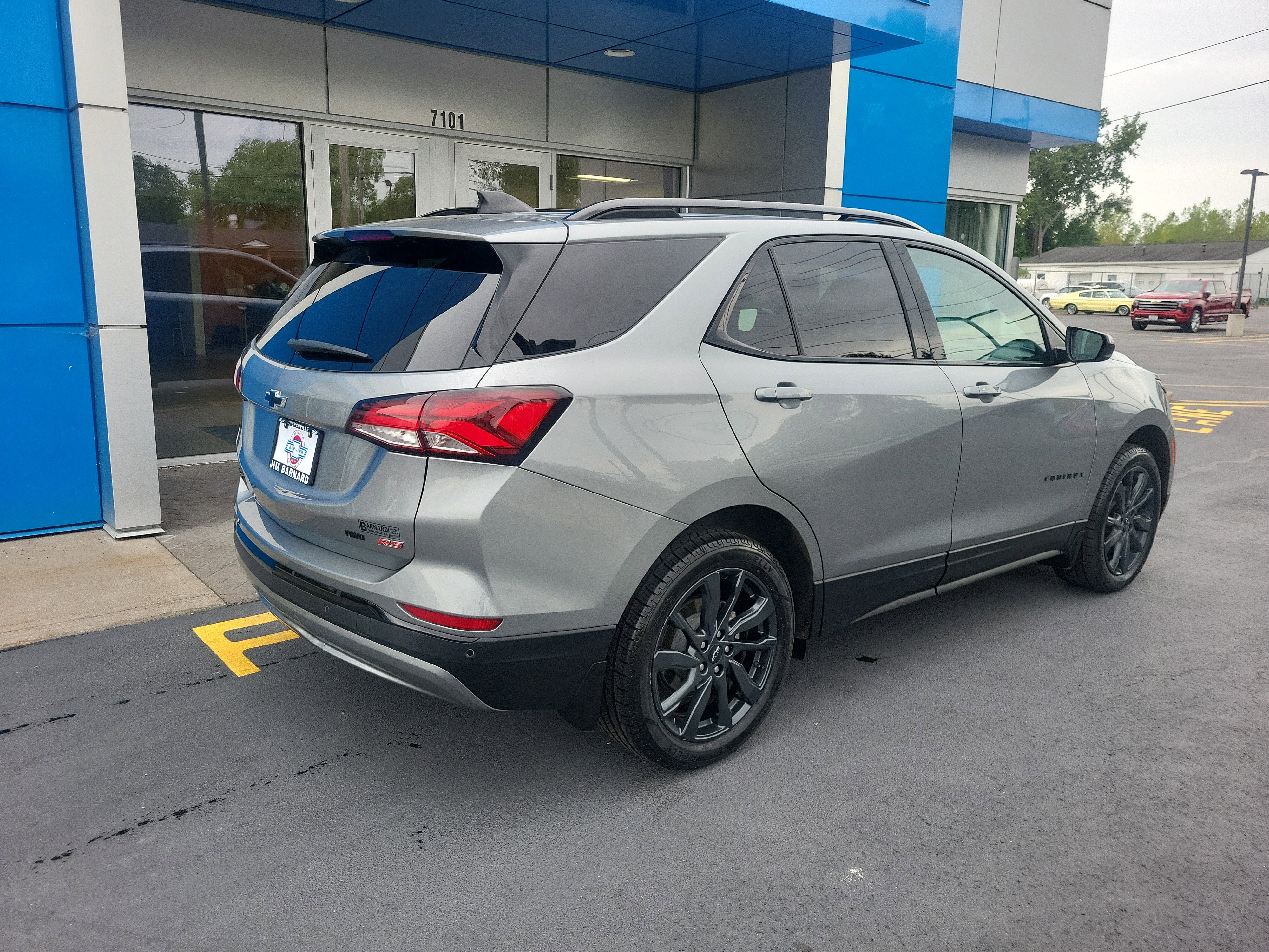 Certified 2024 Chevrolet Equinox RS w/ LPO, Floor Liner Package image 12