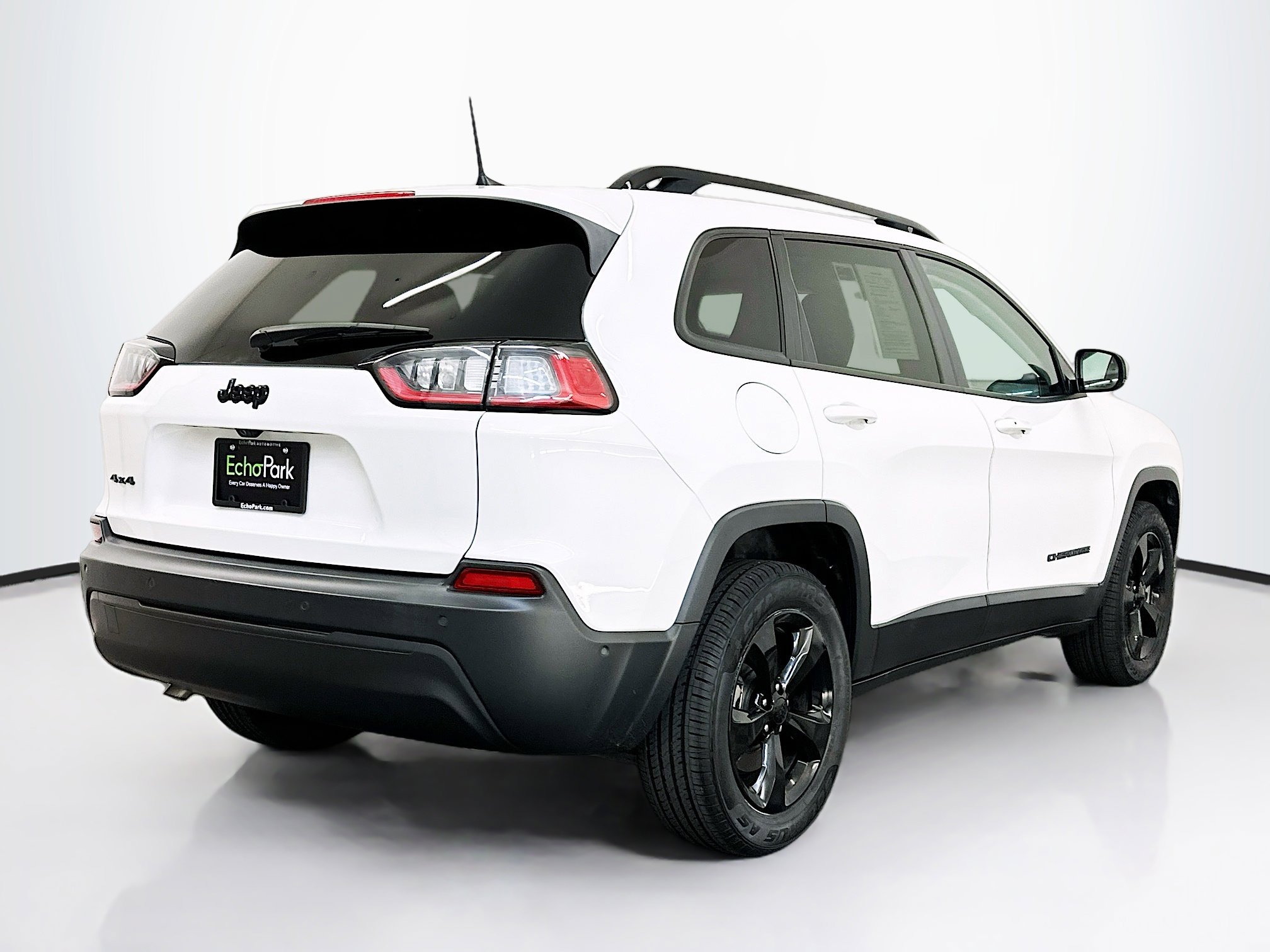 Used 2023 Jeep Cherokee Altitude Lux image 9