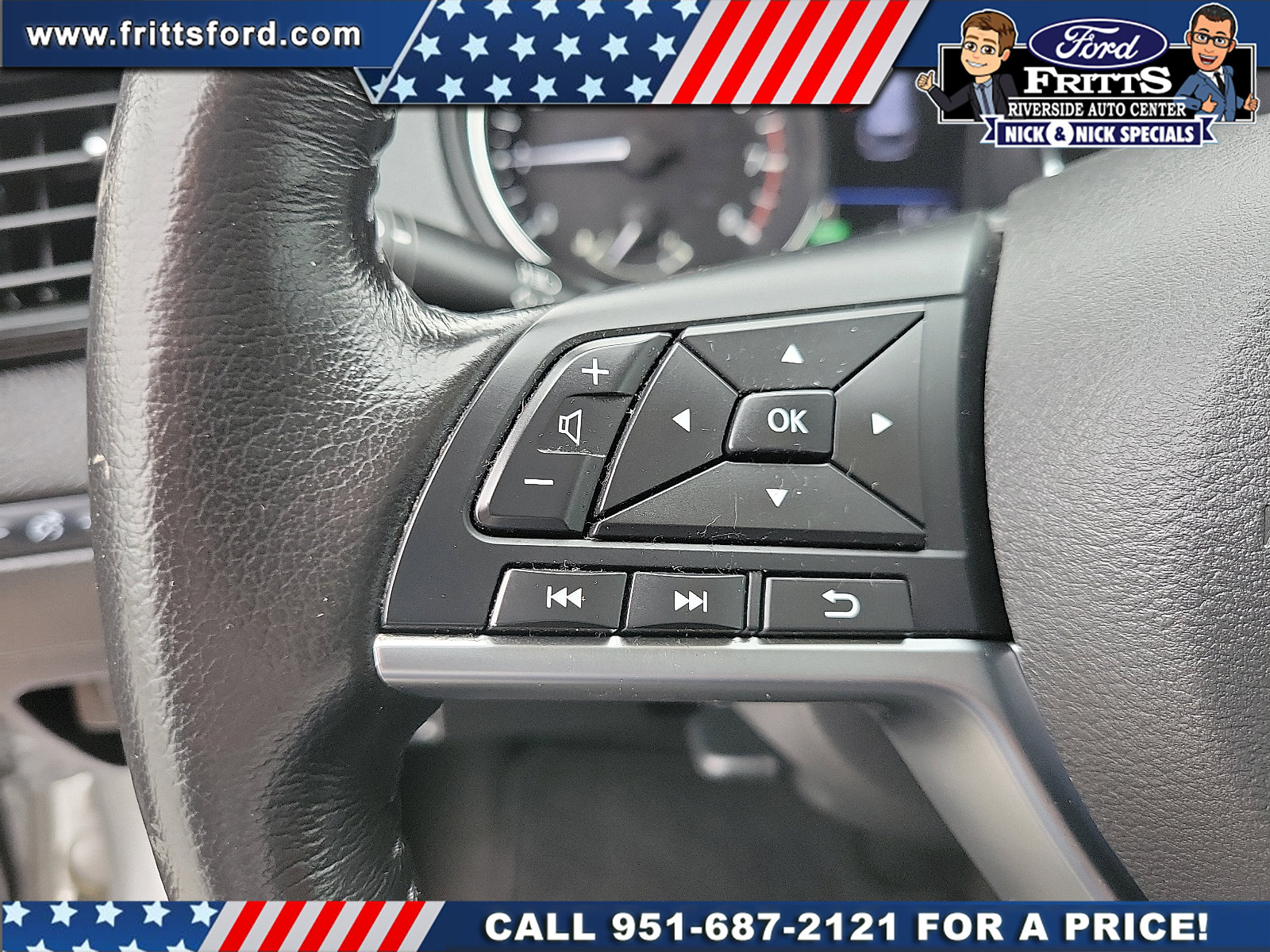 Used 2019 Nissan Rogue SV w/ Premium Package FWD image 6