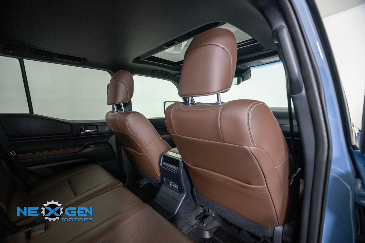 Used 2025 Toyota Land Cruiser AWD/4WD image 39